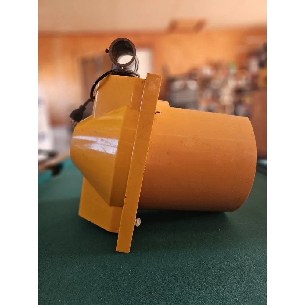 Durasig Yellow Traffic Signal Light - Mancave Decor
